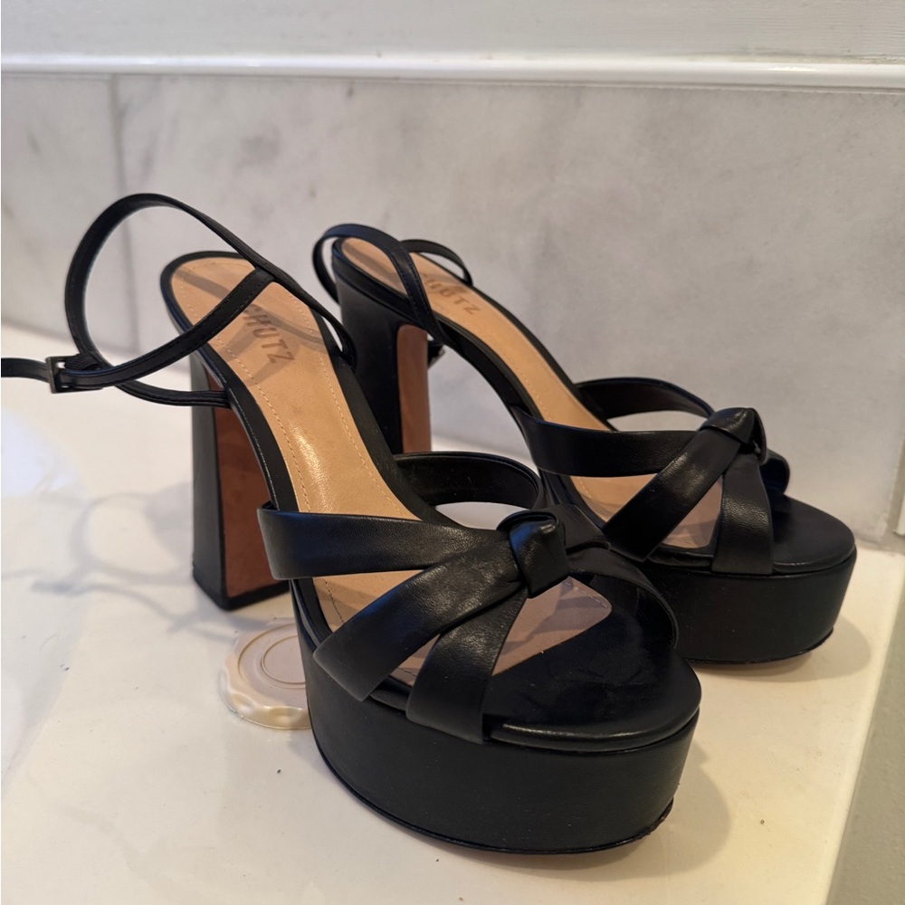 Schutz Black Plataforms
